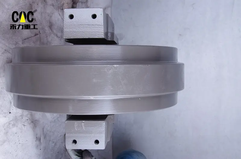 OEM/ODM Supplier Welding Dozer Idler - China factory supply R225 R225-7 R290 R300 R305 idler wheel excavator parts front idler – Heli detail pictures